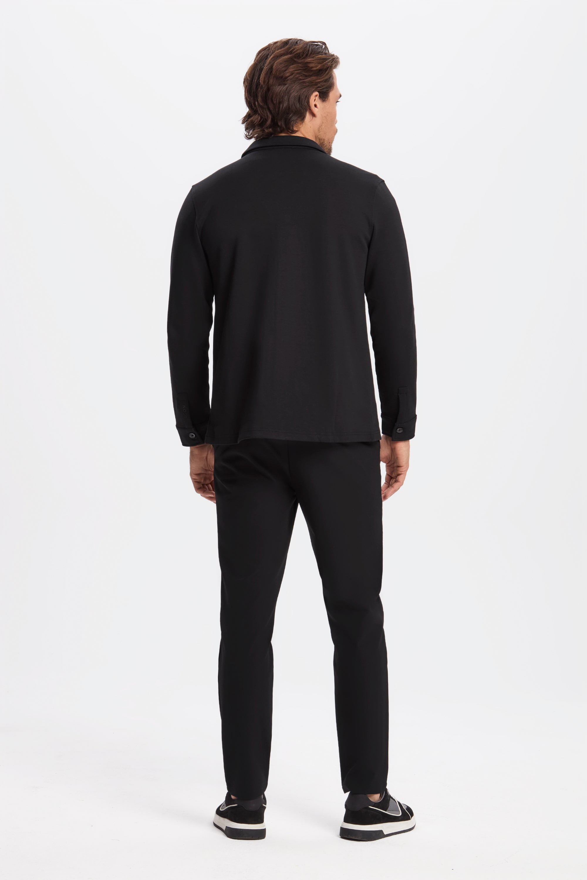 #color_Black