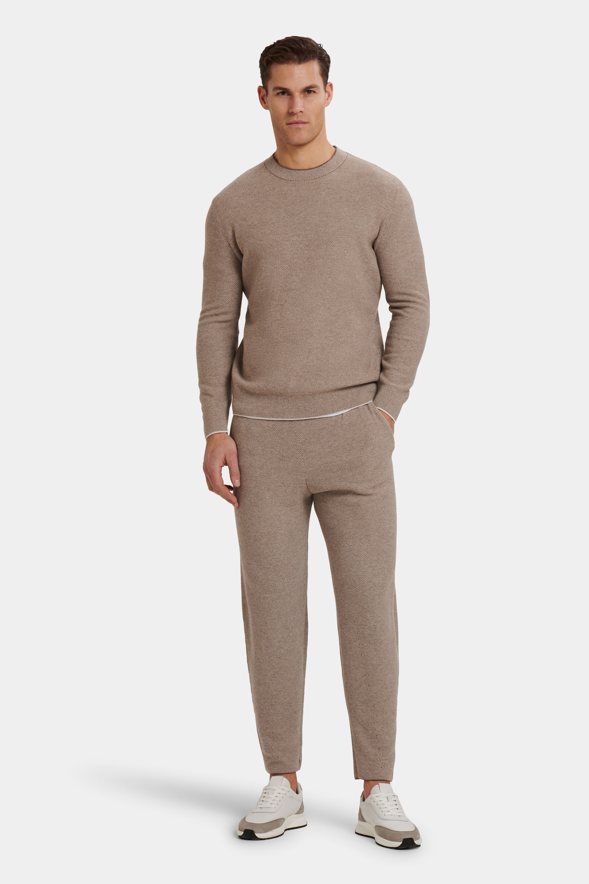 #color_Mid Taupe