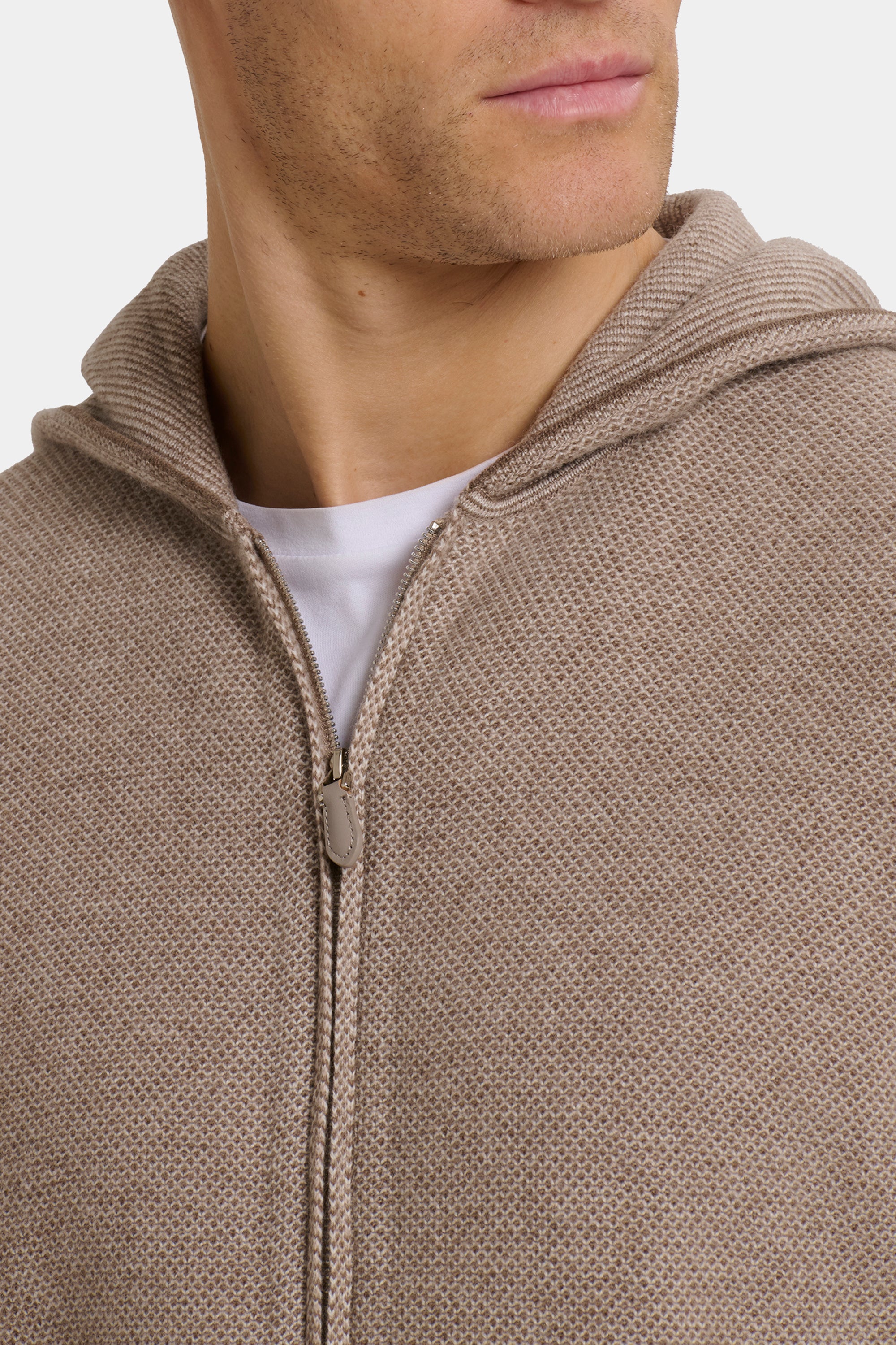 #color_Mid Taupe