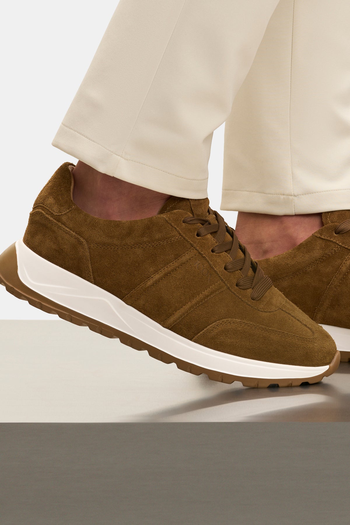 #color_Brown
