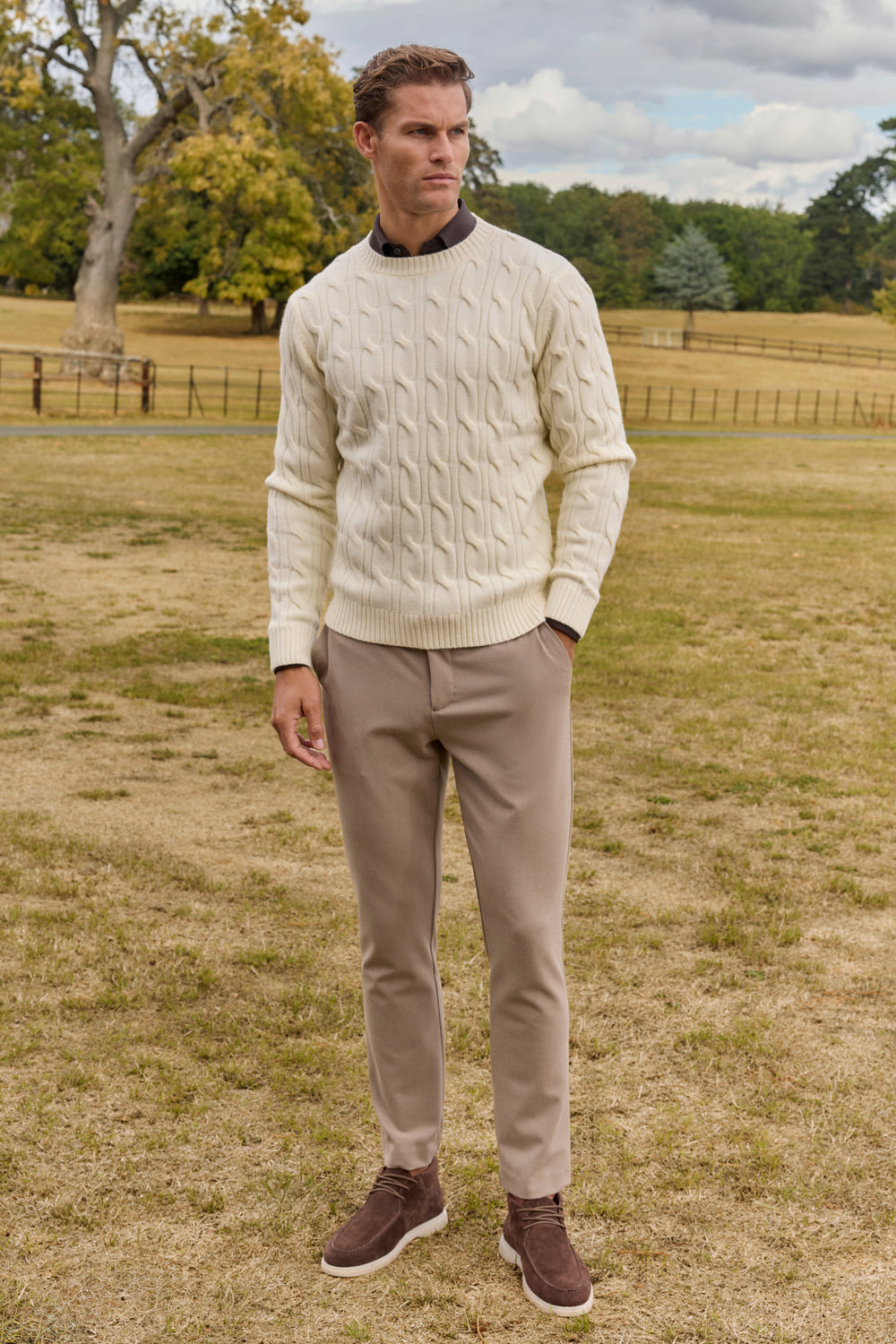 THE CASSARO CABLE CREWNECK SWEATER