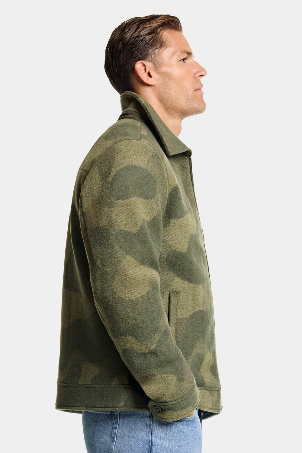 THE GIO SHACKET