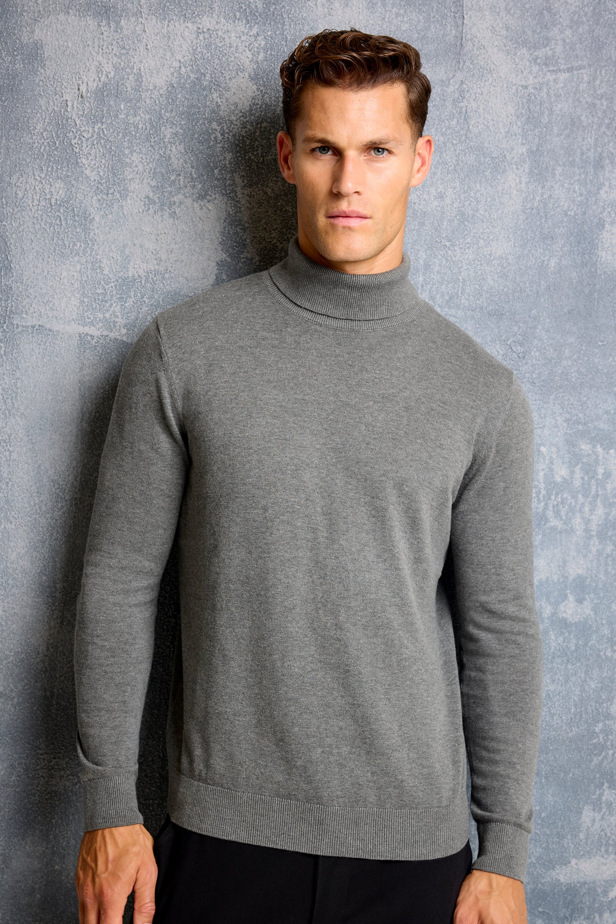 #color_Storm Grey