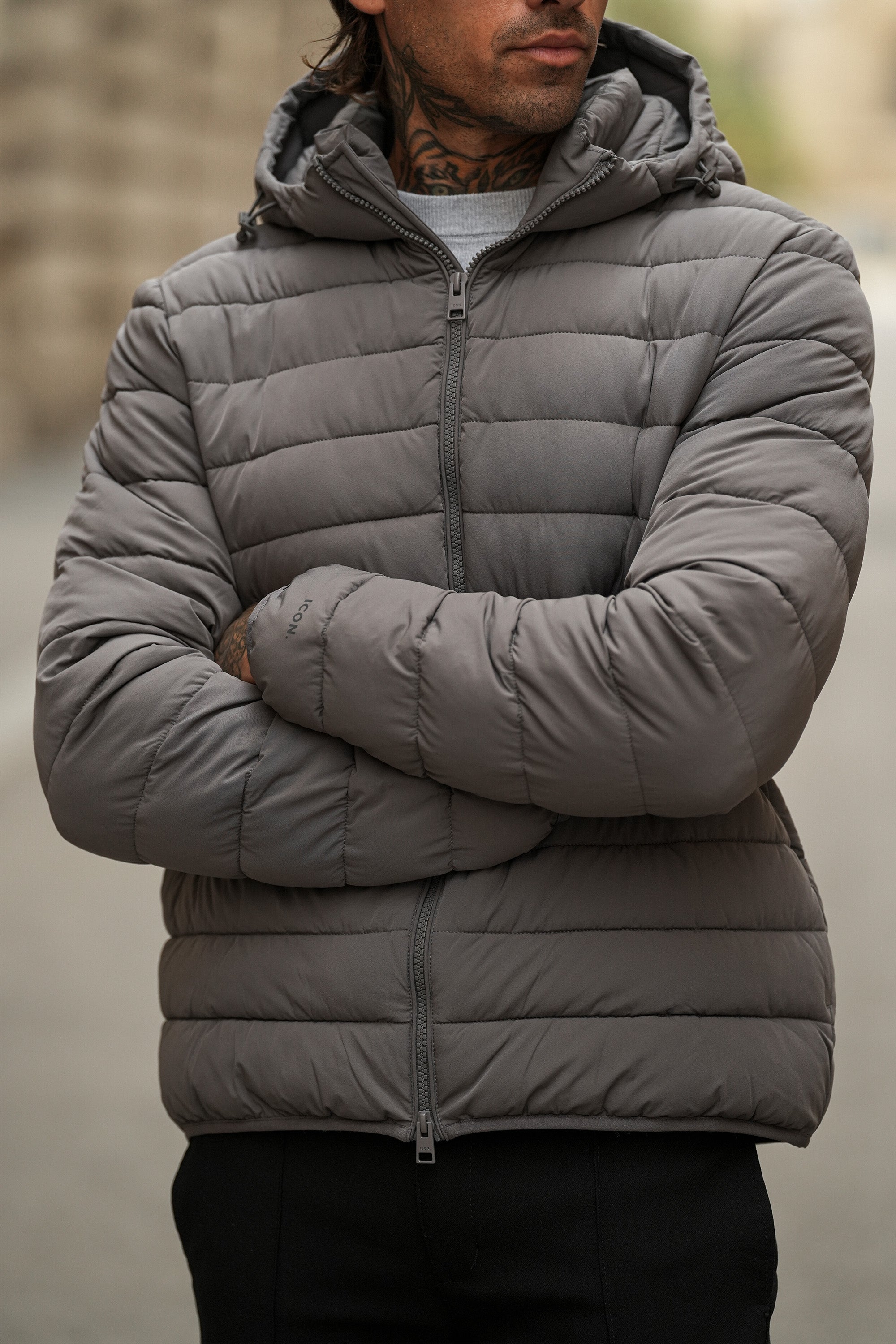 #color_charcoal grey